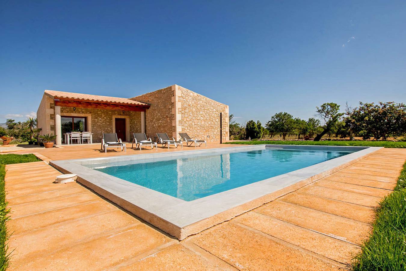 El Rafal de Son Alberti | Private Pool & Garden in Búger, Interior de Mallorca