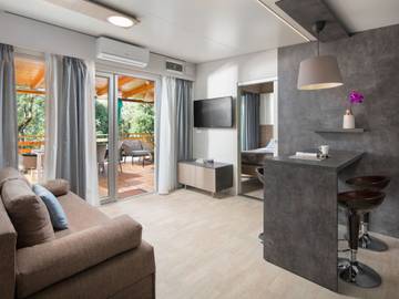 Gîte pour 6 personnes, avec jardin et terrasse ainsi que sauna et bassin pour enfant, animaux acceptés à Bale (Croatie)