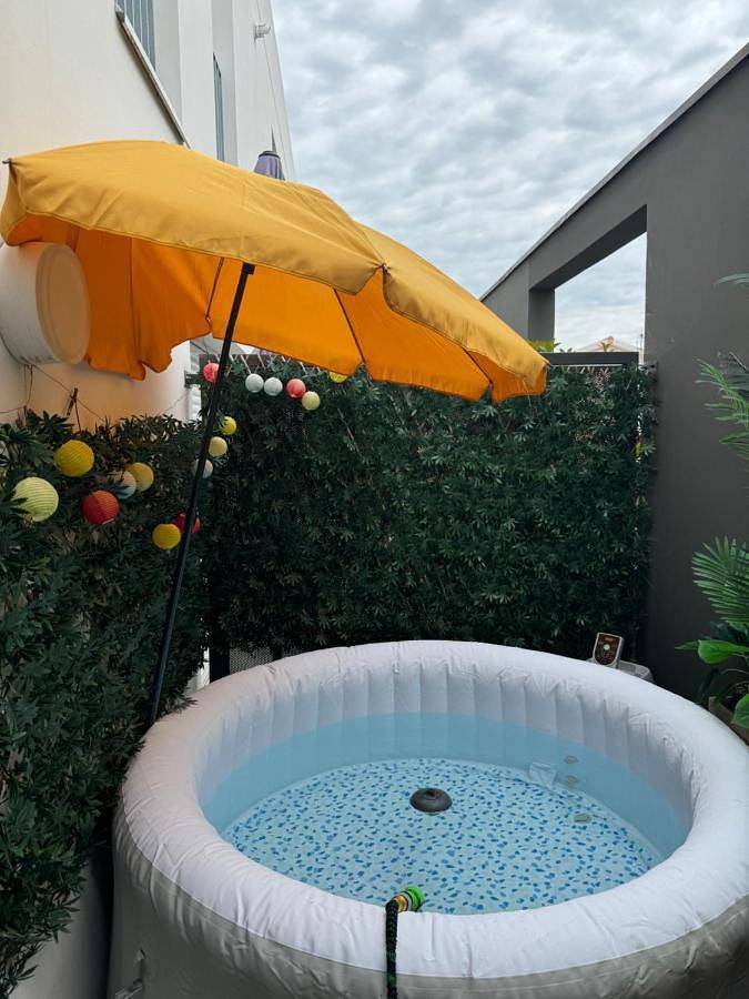 Gîte pour 6 personnes, avec terrasse, adapté aux familles à Eysines - 2