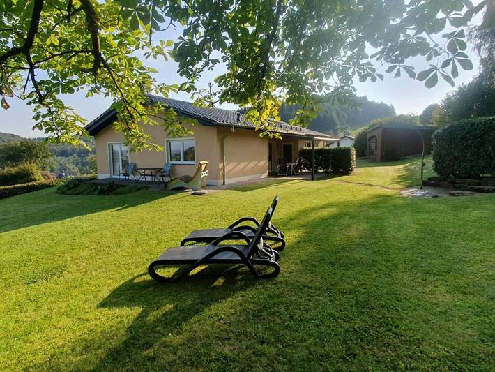Location de vacances pour 6 personnes, avec Terrasse ainsi que Jardin et Vue dans Duren - Eiffel