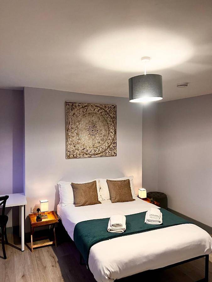 Economy Twin Room in Lewisham, London