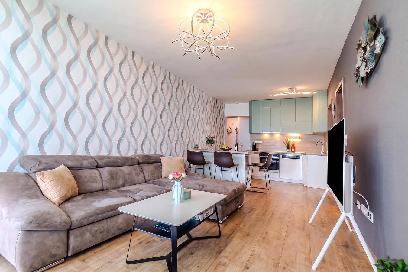 Hel leilighet, Lelle Marine-Hanna Pool Apartment in Balatonlelle, Południowe brzegi Balatonu