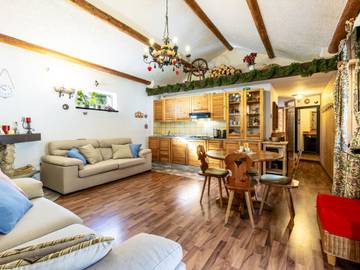 Gîte pour 4 personnes, avec terrasse et jardin à Madesimo