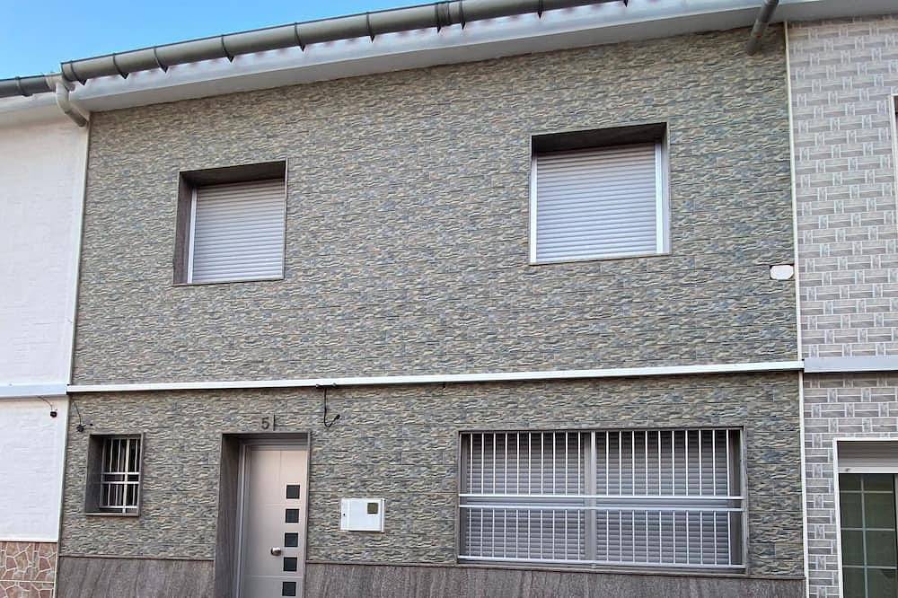 Desconéctate y Relájate: Casa de Playa Ideal para Familias. in El Perelló (Costa de Valencia), Sueca