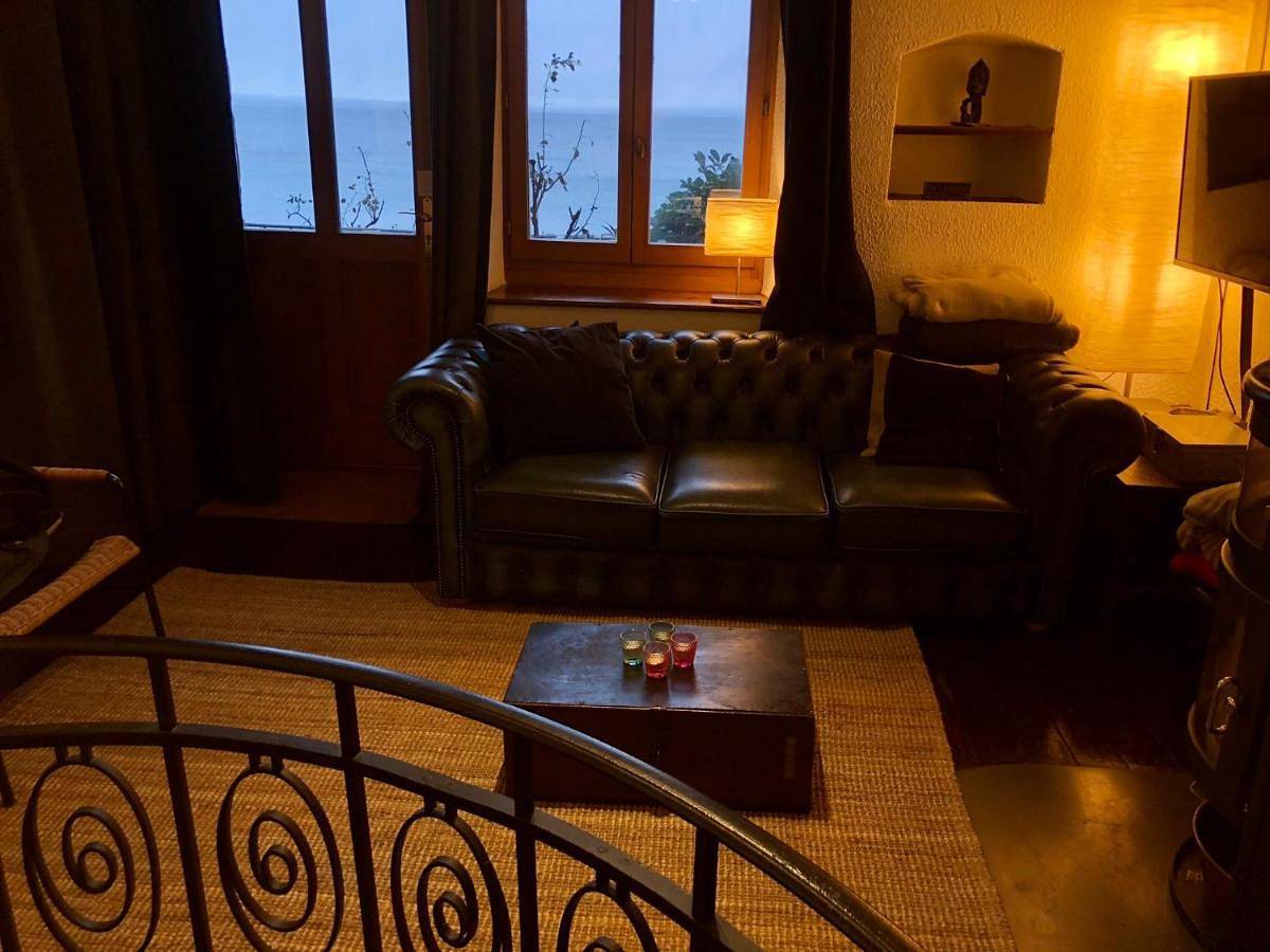 A Room with a View - Maisonnette dans bourg médiéval au bord du Lac Léman in Yvoire, Région de Thonon-les-Bains