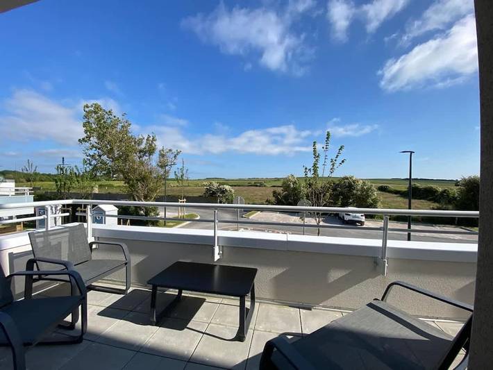 Gîte pour 6 personnes, avec terrasse à Wimille