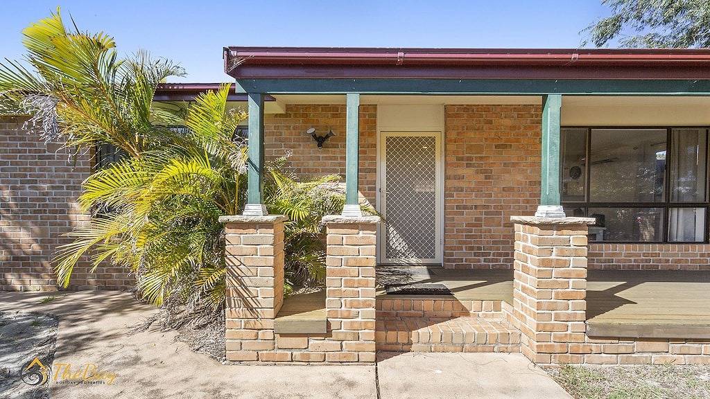 Blauer Fisch - 41 Boulder Bay Road in Fingal Bay, Hunter Valley