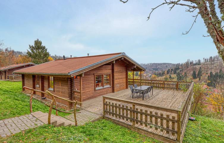 Ferienhaus für 6 Personen, mit Terrasse und Garten im Thüringer Wald
