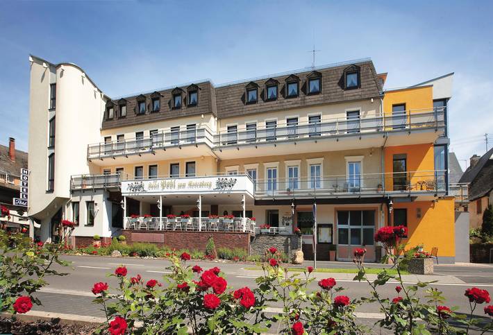Hotel für 3 Personen, mit Balkon und Terrasse sowie Sauna in Kinheim
