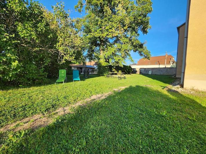 Gîte pour 4 personnes, avec jardin, animaux acceptés à Gray - 2