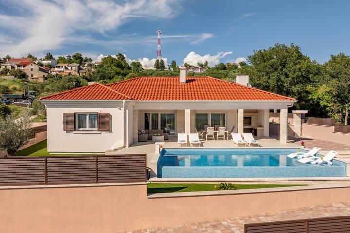 Villa für 5 Personen, mit Terrasse und Garten, mit Haustier - 1
