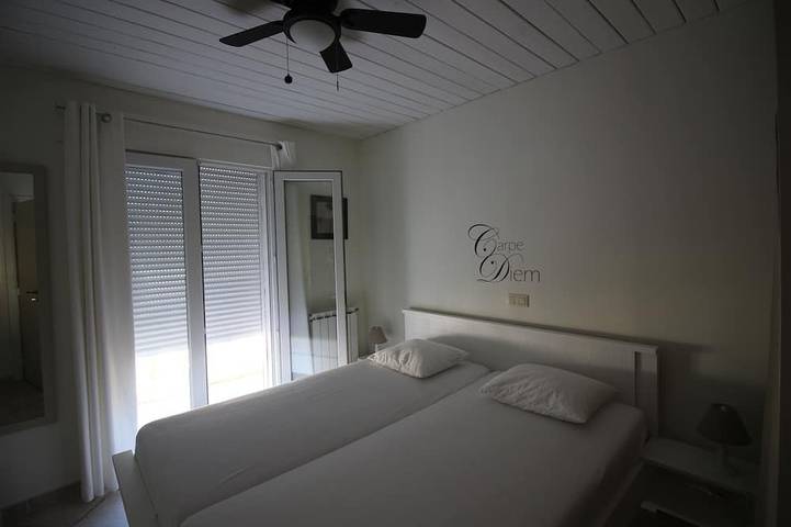 Location de vacances pour 12 personnes, avec terrasse et jardin à Besse-sur-Issole - 4