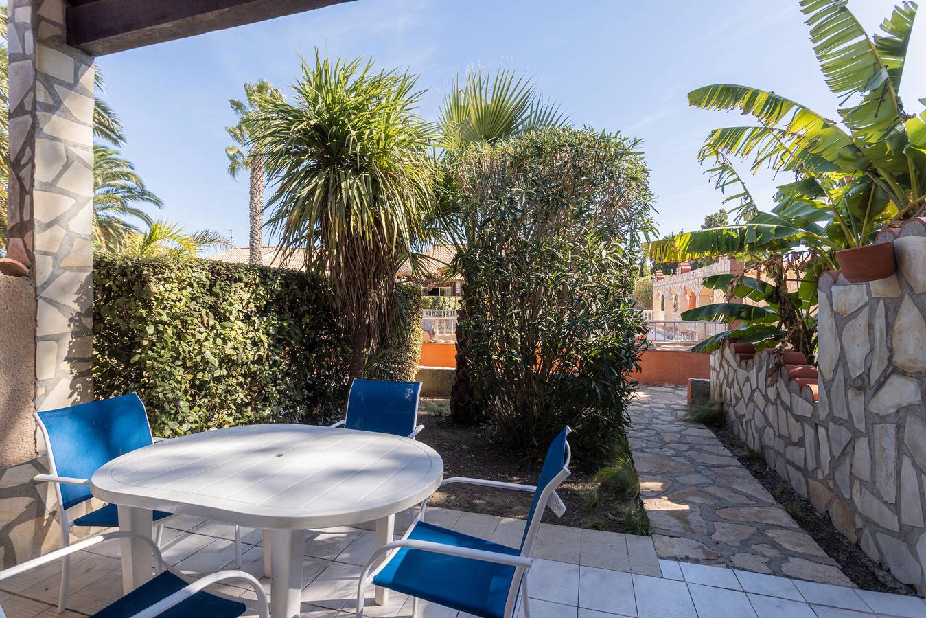 Ferienhaus 'La Capelle 4 Personen 876' mit Gemeinschaftspool, Wlan und Klimaanlage in Roquefort-des-Corbières, Narbonne und Umgebung