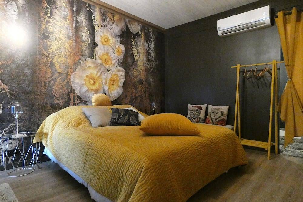 Habitación retro-chic con camas king-size en Janville-en-Beauce in Janville (Eure-et-Loir), Región de Chartres