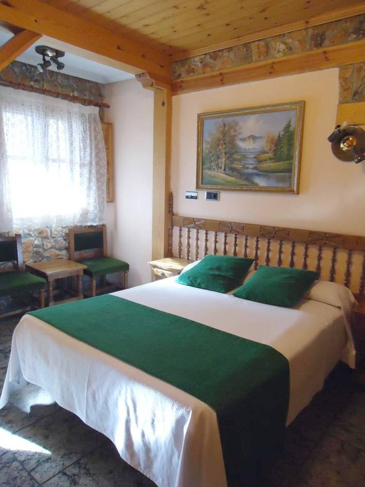 Camping para 3 personas, con Terraza además de Jardín y Piscina en Castilla y León