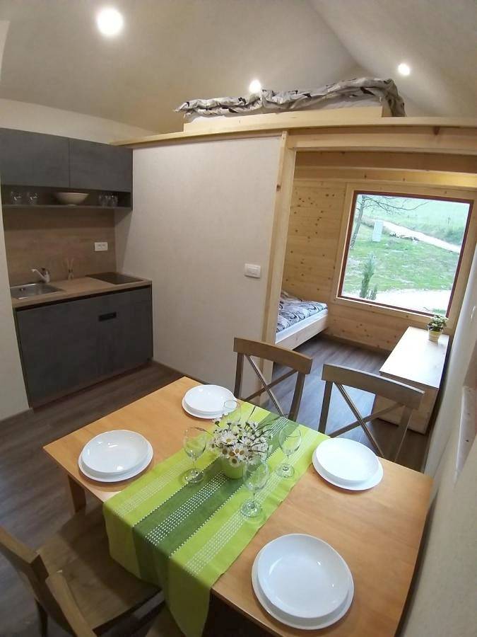 Ferienpark für 4 Personen, mit Ausblick und Garten sowie Terrasse in Slowenien - 2