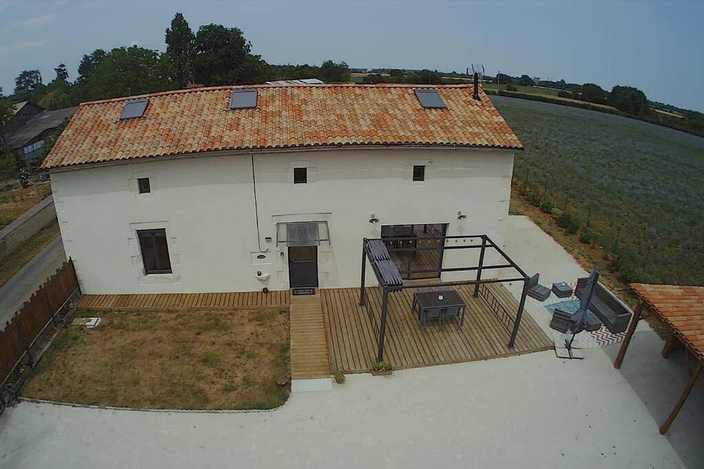 Five-Bedroom House in Chaunay, Vienne (France)