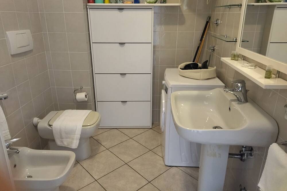 Appartamento intero, Oasi Verde 4 in San Terenzo, Comune di Lerici