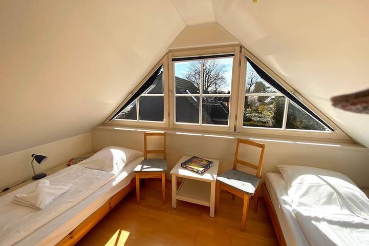 Ferienhaus für 6 Personen, mit Terrasse und Sauna sowie Garten in Zingst - 4