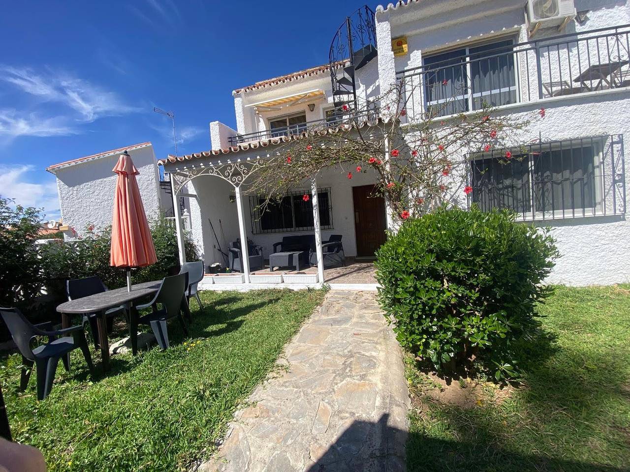 Villa Mar y Tranquilidad con piscina compartida, Wi-Fi y aire acondicionado in Torremolinos, Cordillera Penibética