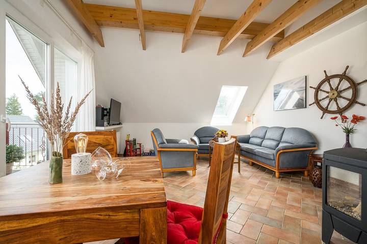 Ferienwohnung für 4 Personen, mit Balkon und Seeblick sowie Ausblick, mit Haustier in Röbel-Müritz - 3