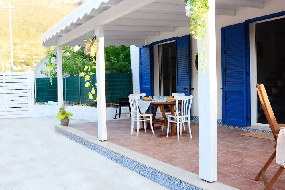 Casa vacanza a Vallo di Mazara a partire da 131€ a notte