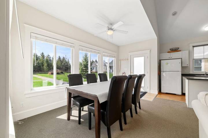 Holiday home for 6 people, with lake view and pool - 1
