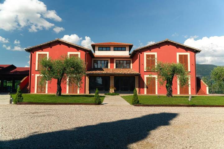 Casa vacanza per 2 persone, con Terrazza e Giardino nonché Piscina e Panorama a San Gemini