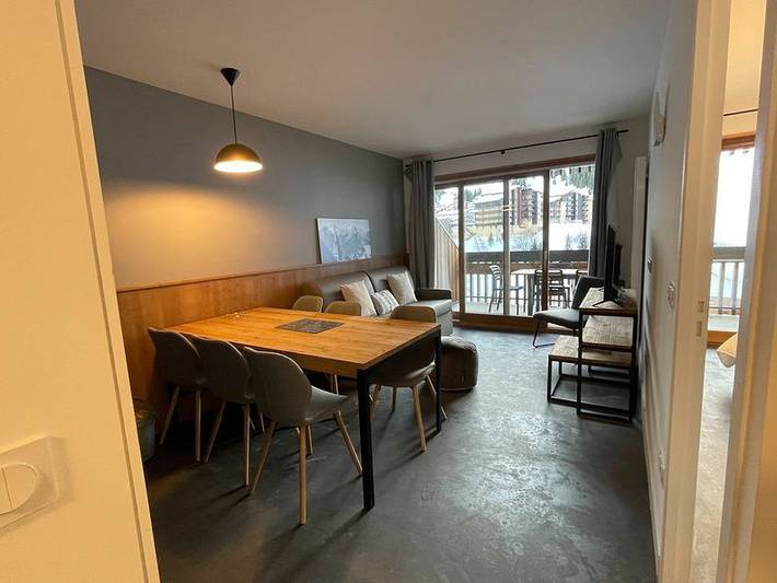 Ganze Wohnung, Ferienwohnung für 4 Personen mit Pool in Auris, Nationalpark Écrins