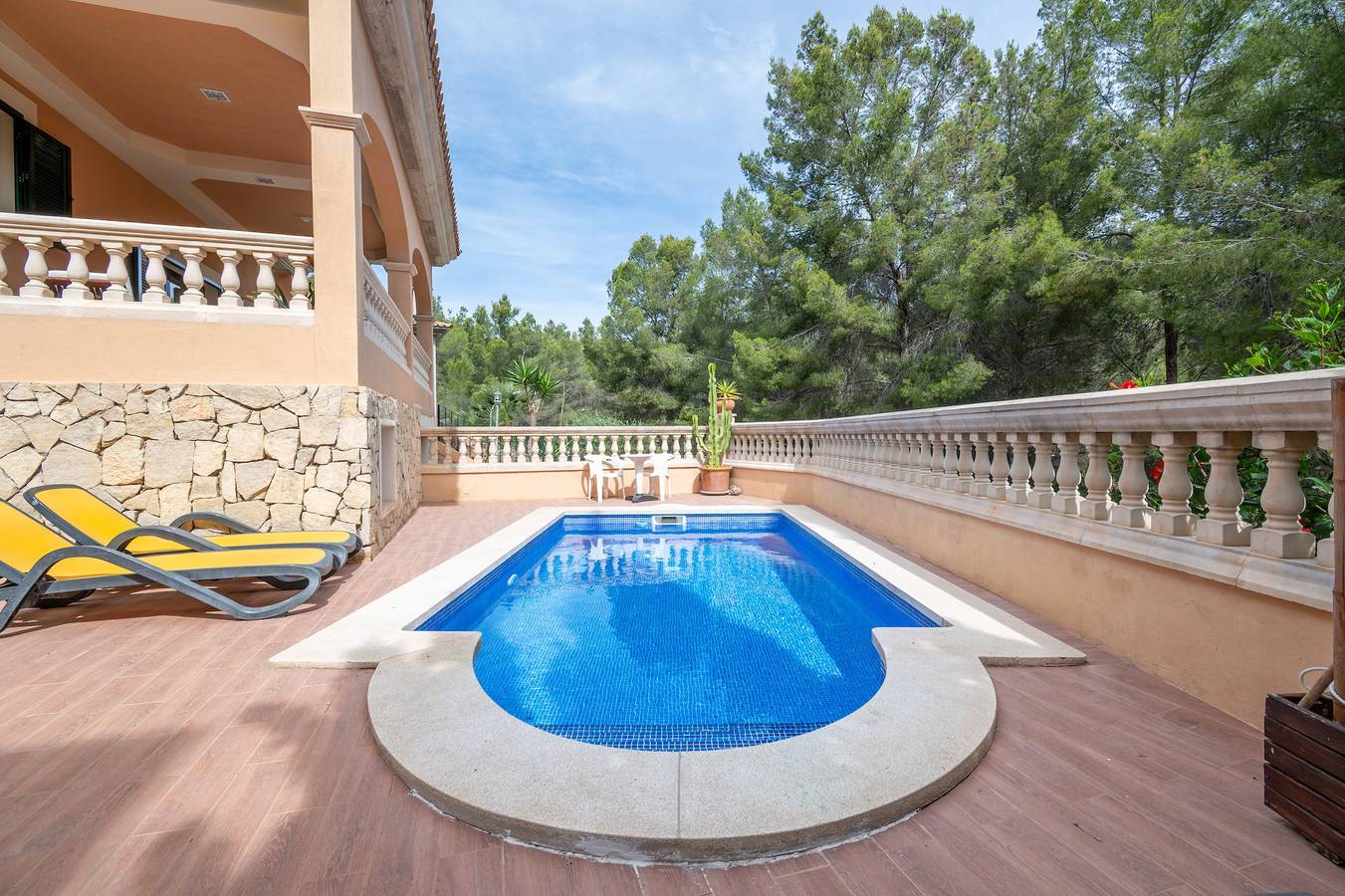 Maison de vacances 'Nostra' avec vue sur les montagnes, piscine privée et Wi-Fi in Cas Catala, Calvià