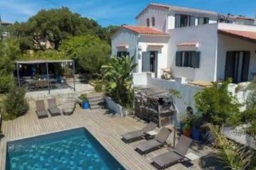 Chambre d’hôte pour 8 personnes à Ajaccio