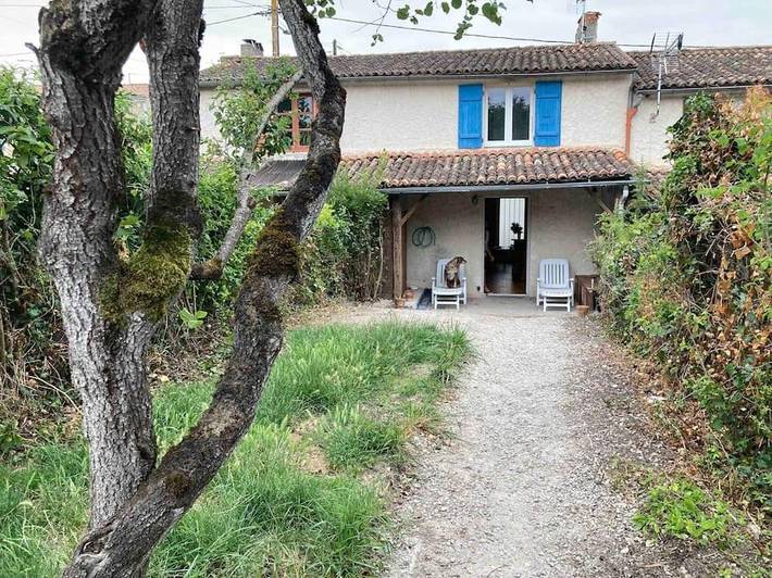 Location de vacances pour 5 personnes, avec jardin et terrasse à Arçais - 3