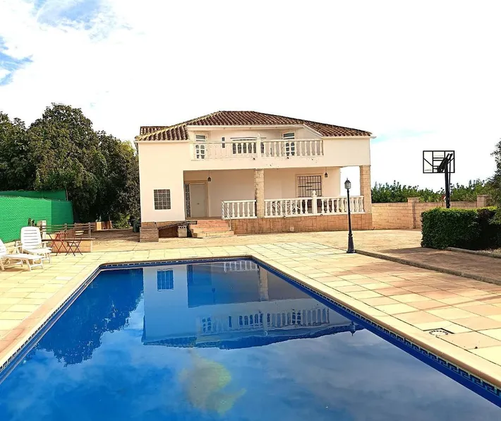 Chalet para 12 personas, con piscina además de vistas y jardín, Se admiten mascotas - 1
