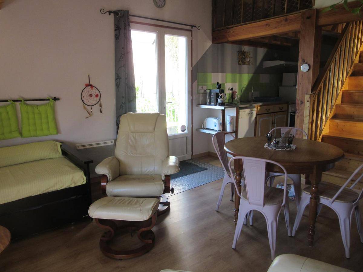 Two-Bedroom House in Fabras, Parc naturel régional des Monts d'Ardèche