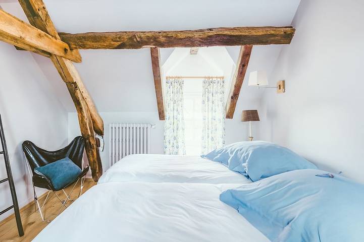 Location de vacances pour 12 personnes, avec terrasse et jardin à Villeherviers - 4