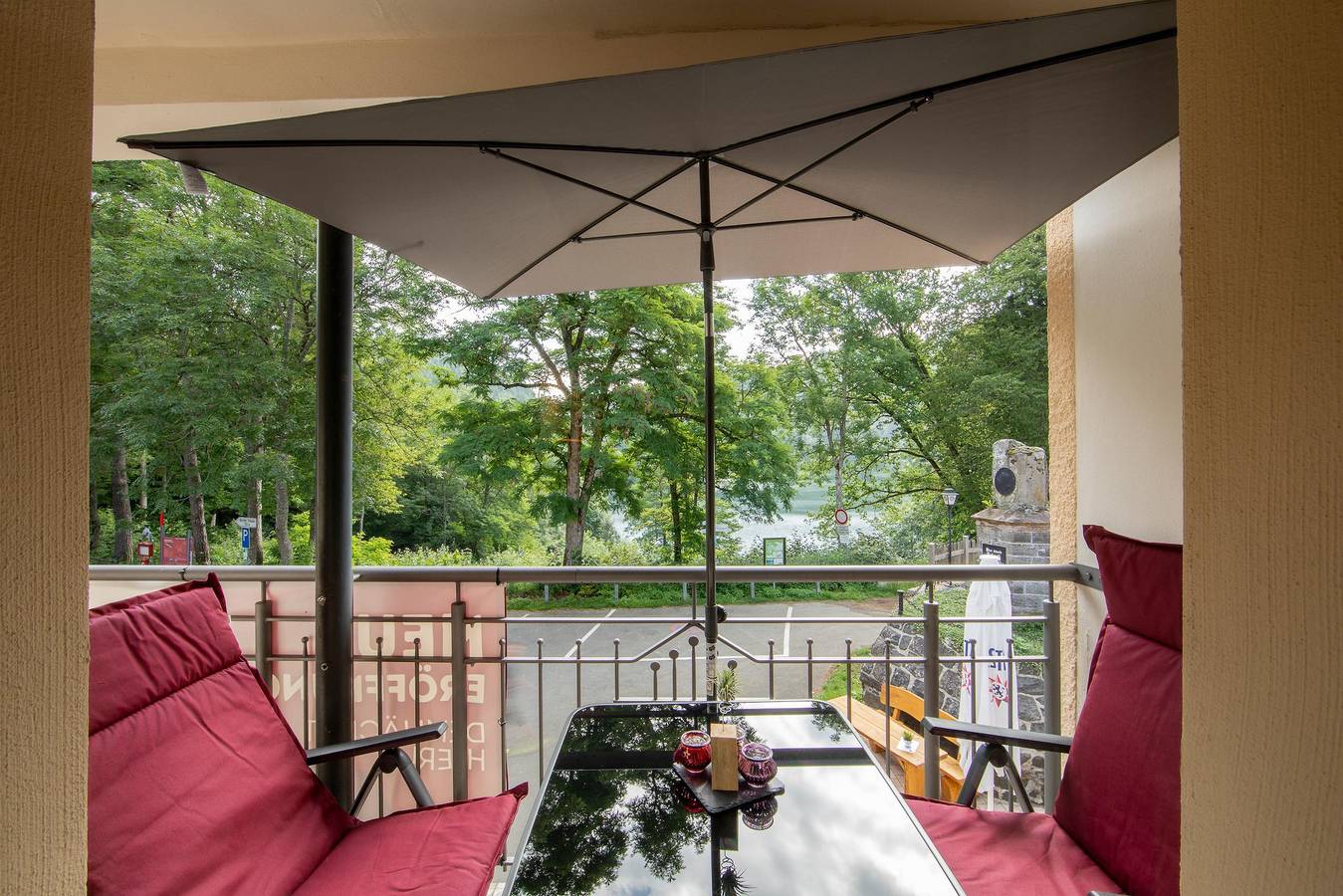 Geheel vakantieappartement, Appartement, douche, Wc, 2 slaapkamers in Daun, Vulkaan-Eifel