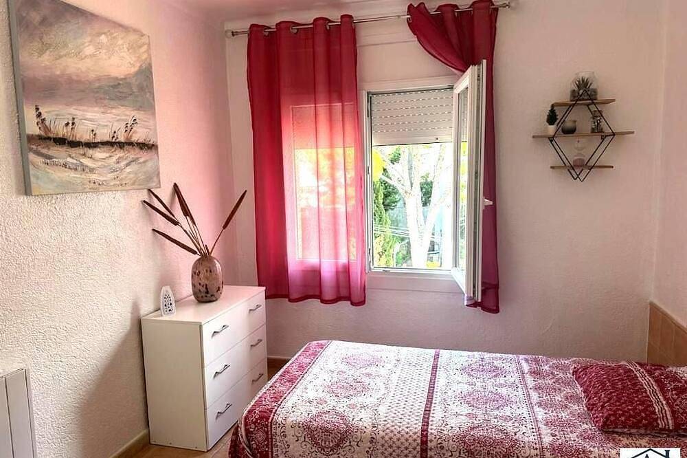 Apartamento entero, Apartamento En Almadrava Con Vistas A La Playa in l'Almadrava, Roses