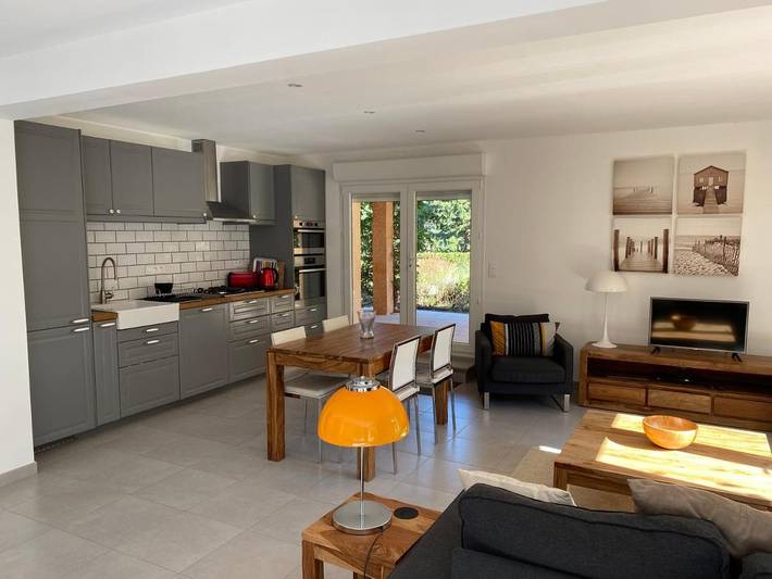 Gîte pour 2 personnes, avec terrasse ainsi que vue et jardin, animaux acceptés à Clara - 3