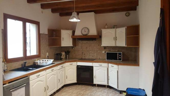 Location de vacances pour 10 personnes, avec terrasse et jardin à Lisses - 2