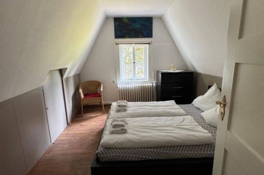 Ganze Wohnung, Landsitz Kammerburg :Apartment mit Gartenblick in Lorch, Rheingau-Taunus-Kreis