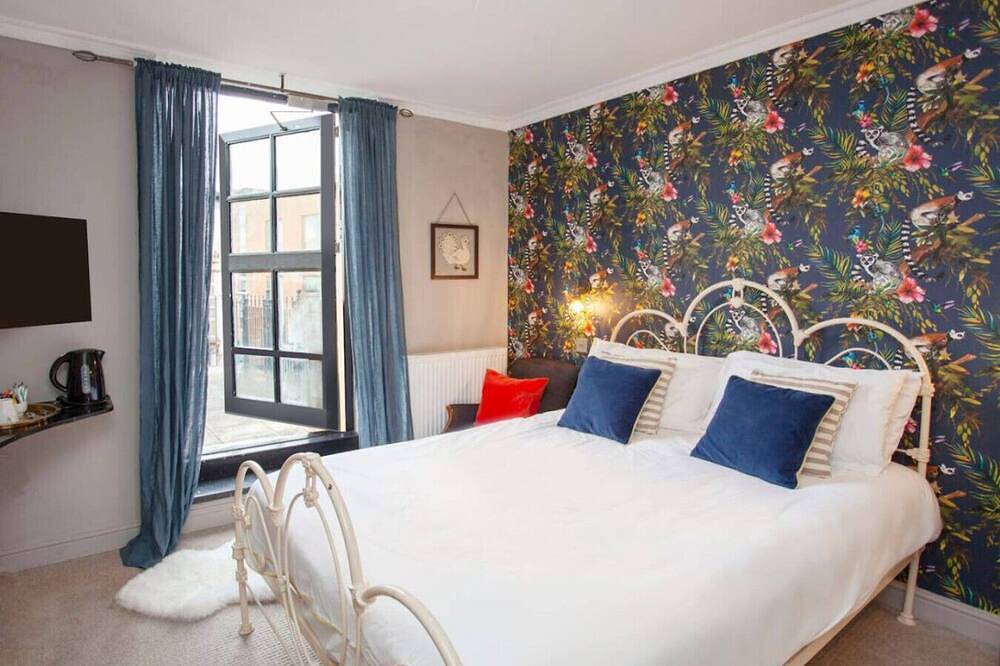 Higgihaus 5 Sleeps 14-16 Hens Stags Big in Cardiff Bay, Cardiff