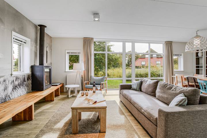 Ferienhaus für 8 Personen, mit Sauna und Terrasse sowie Balkon/Terrasse auf Texel - 4