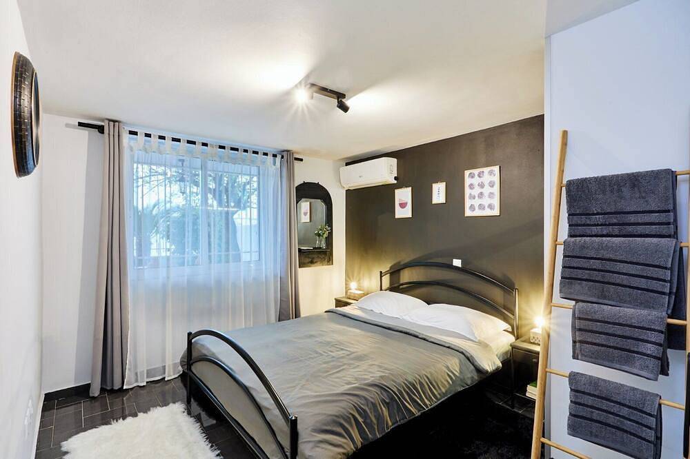 Appartement entier, West Garden in Aigio in Aigio, Achaïe