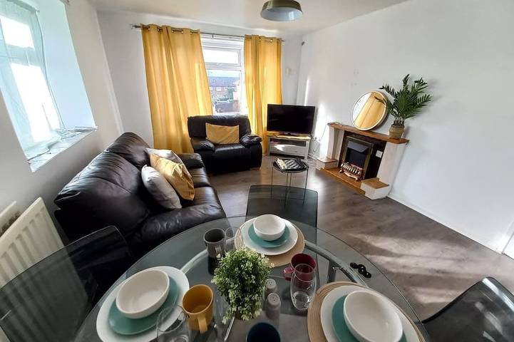 Apartment for 2 people, with balcony in Derby