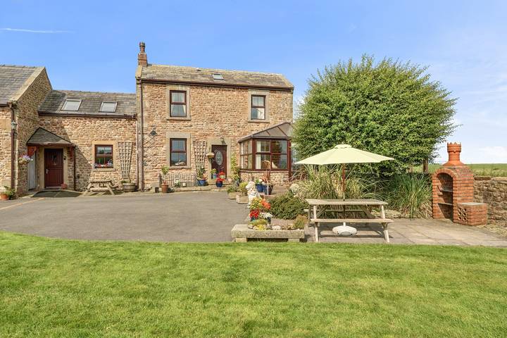 Holiday rental for 5 people, with Ocean view and Hot tub as well as Terrace and Garden in Lancashire