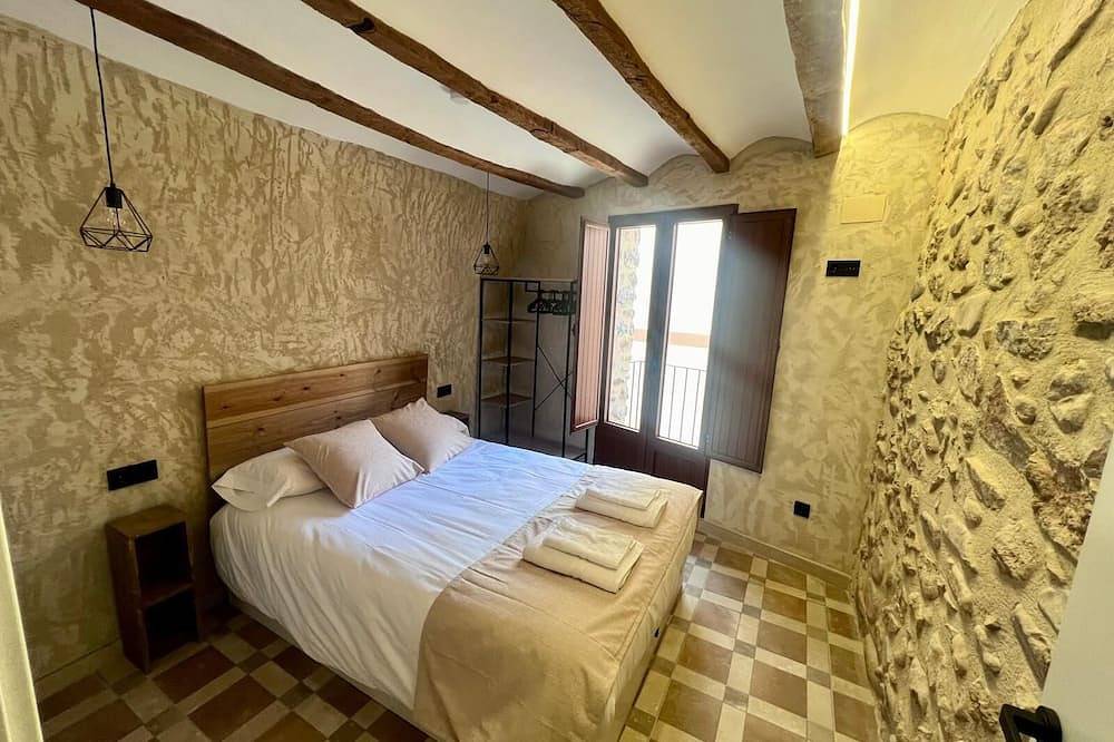 Casa Raquel Montanejos with capacity for ten people. in Montanejos, Province de Castellón