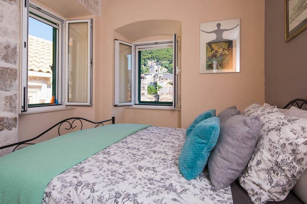 Holiday apartment in Grad Dubrovnik from £137 per night