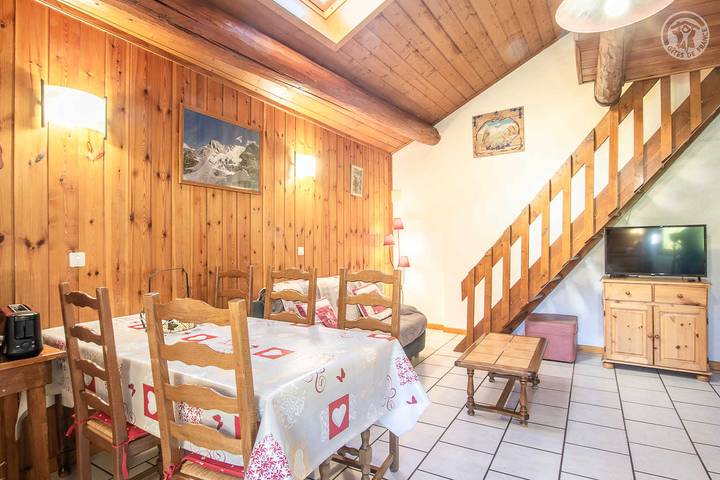 Gîte pour 6 personnes, avec jardin à Villaroger - 3