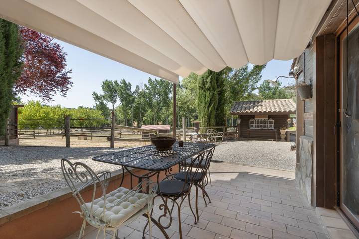 Holiday Home 'Casita De Las Cuadras' with Private Terrace, Wi-Fi and Air Conditioning in Solsona, Lleida Provins