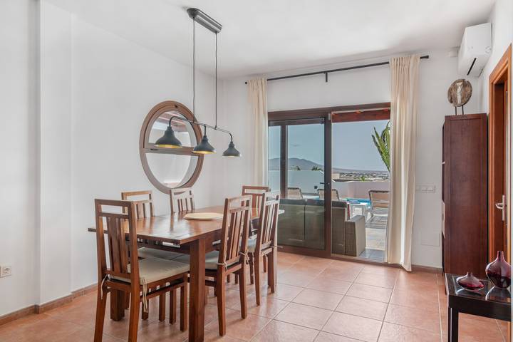 Ferienhaus 'Bay View Villa' mit privatem Pool, Terrasse, Klimaanlage und Wlan in Playa Blanca, Yaiza